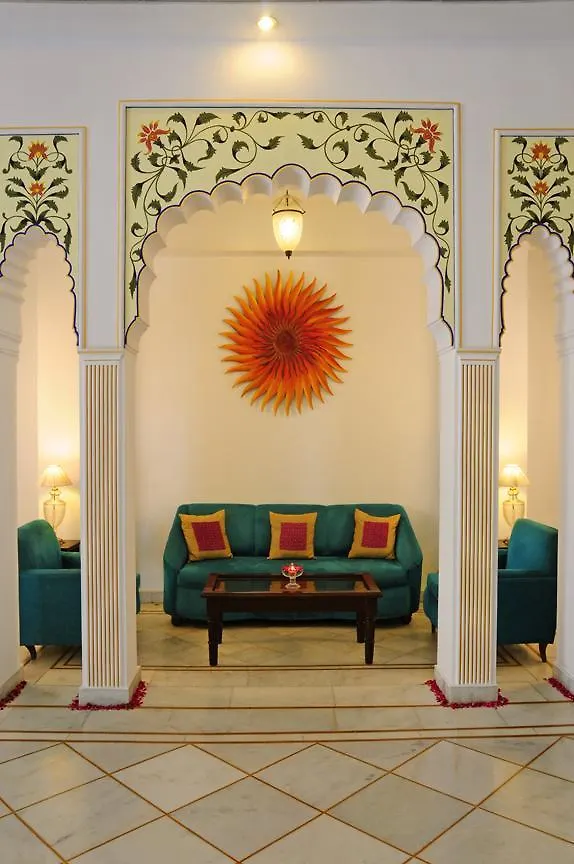 Hotel Utkarsh Vilas Agra  3*, Agra (Uttar Pradesh)