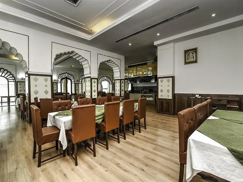 Hotel Utkarsh Vilas Agra  3*, Agra (Uttar Pradesh)
